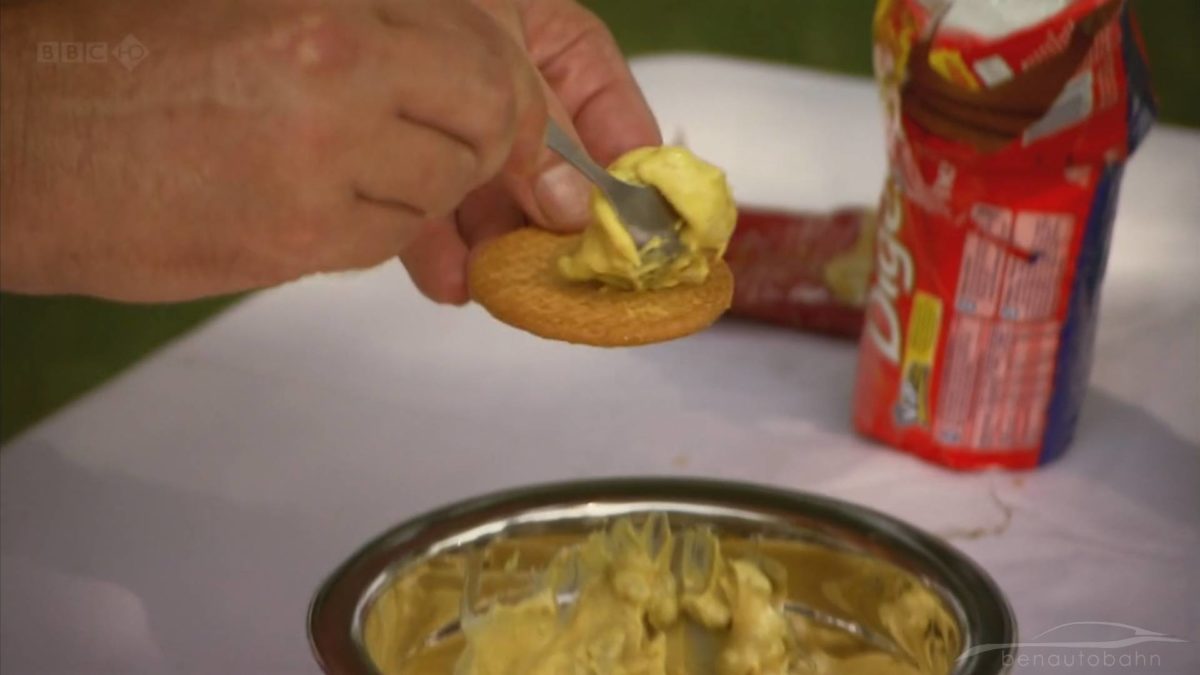 Top Gear season 17 episode 7 Christmas Special review! BenAutobahn