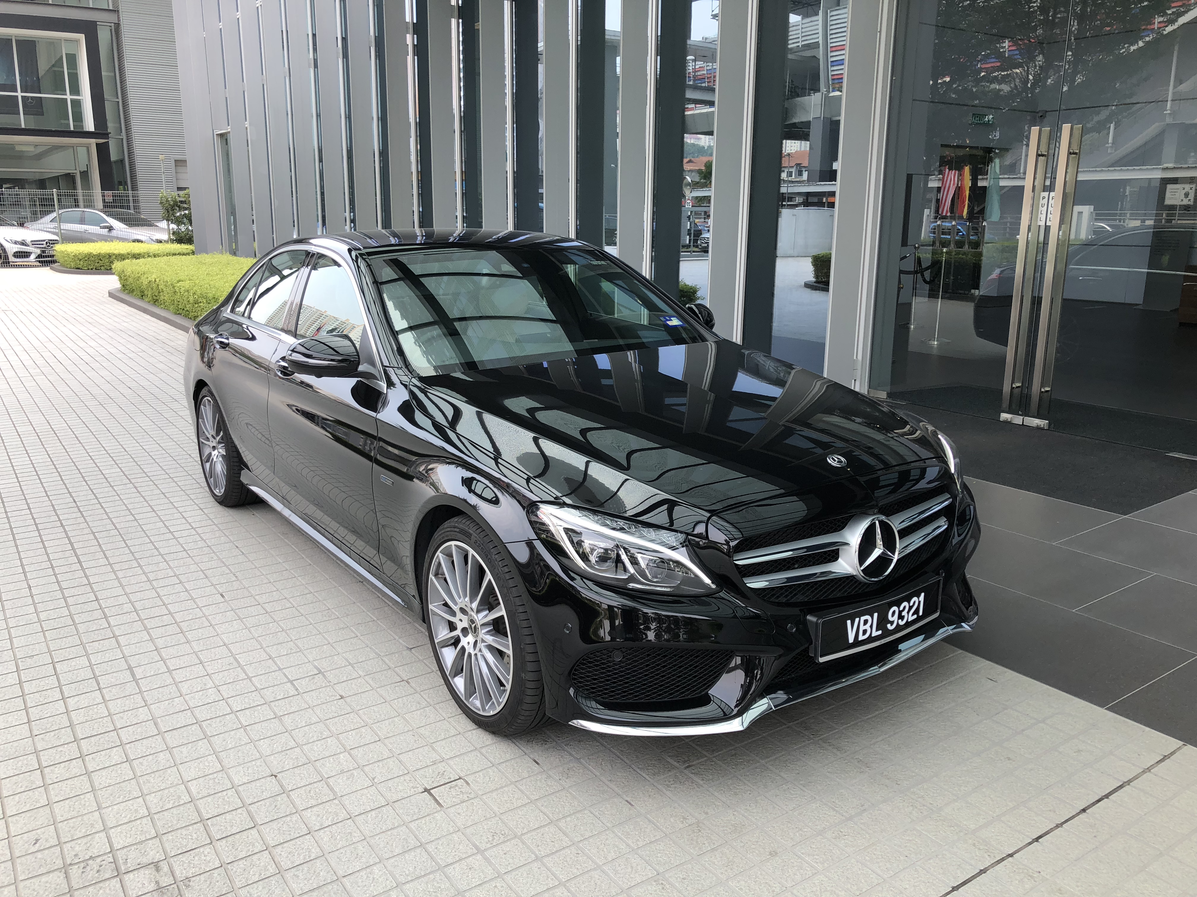 som lichtgewicht litteken Hybrid Luxury. The Mercedes-Benz C350e review! – BenAutobahn